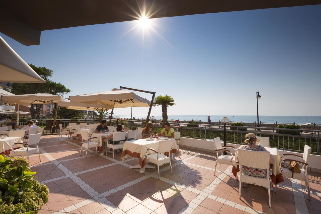 Hotel Adria Sul Mare Caorle Exterior photo